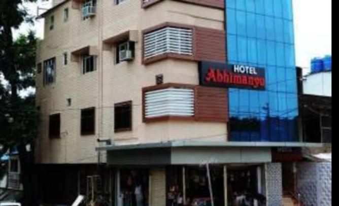 Hotel Abhimanyu Pachmarhi Exterior photo